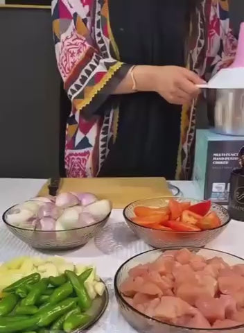 4 Blades Meat and Vegetable Push Chopper with Stainless Steel Bowl