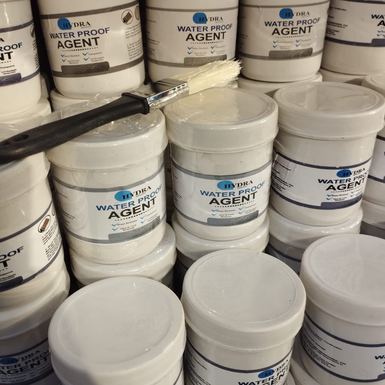 Anti-Leakage Waterproofing Agent, Transparent Waterproof Paint For Roofs Walls and More with brush